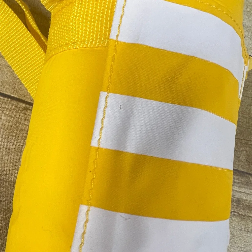 Vtg Tupperware Thirstquake 30oz Tumbler Insulated Carrying Bag Yellow and White